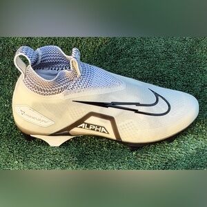Men’s Size 12 | CT6648-100 | Nike Alpha Menace Elite 3 Football Cleats 2022
